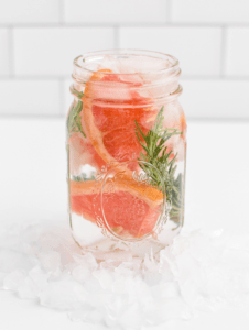 Grapefruit-Infused-Water-Recipe-with-Rosemary