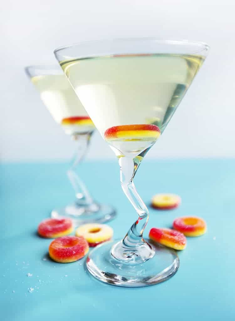 Peach martini recipe sweet peach martinis 3 ingredients