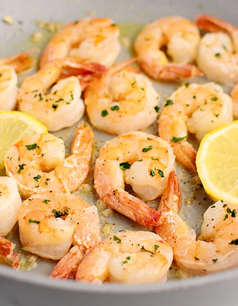 How to Cook Shrimp on the Stove (+6 Other Easy Methods)