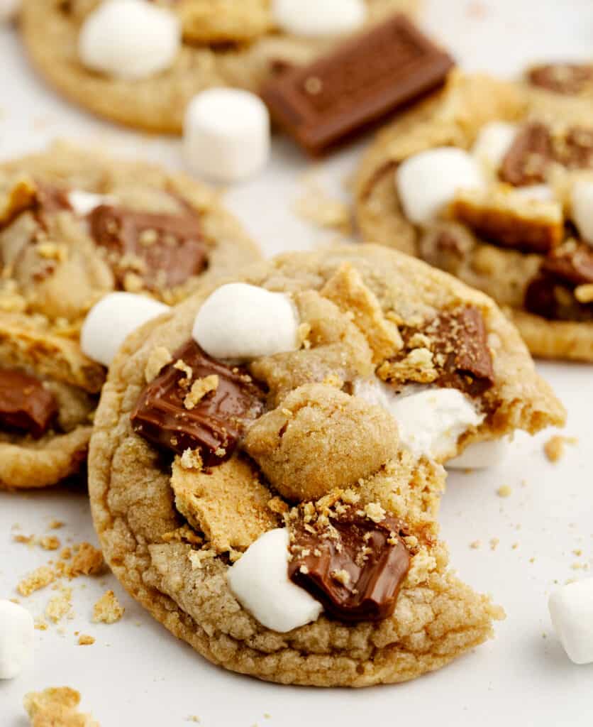 Cookies with Marshmallows Chocolate and Graham Crackers