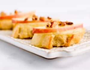 Apple Crostini Appetizer Closeup on Plate