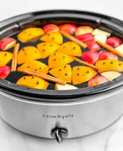 Crockpot-Apple-Cider-Story_Slide1