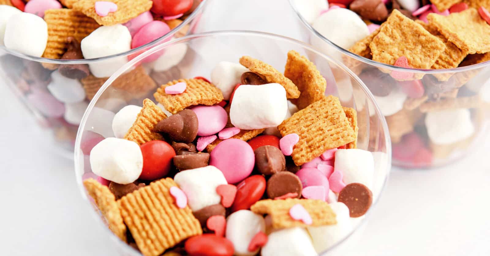 Valentines Smores Snack Mix in Party Cups