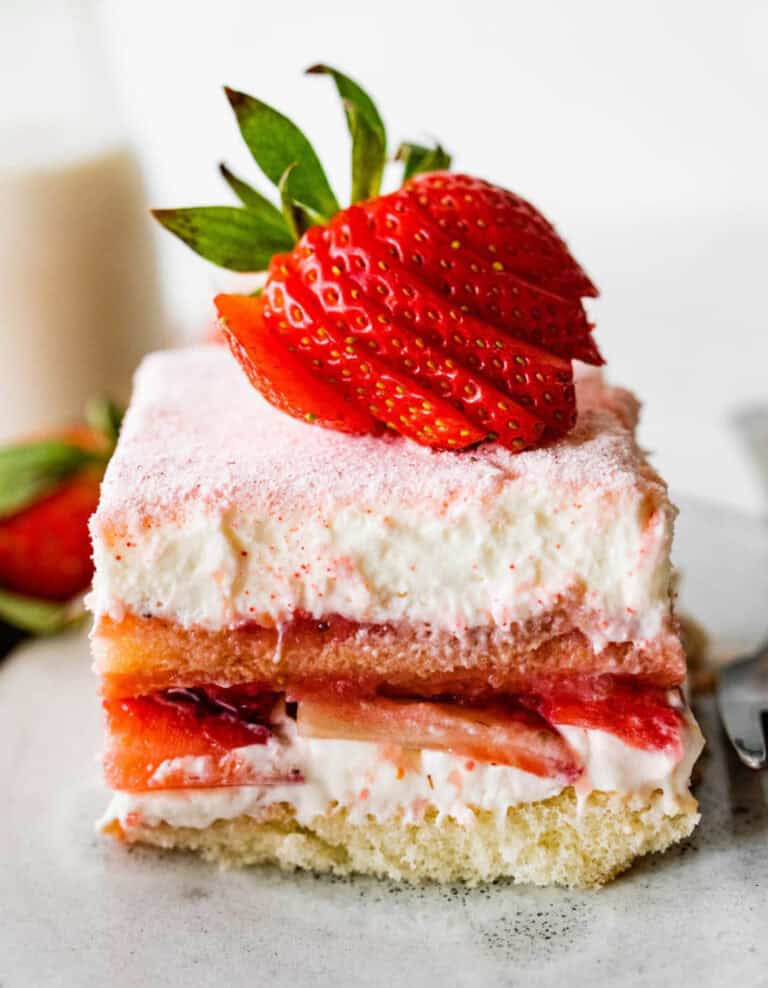 Strawberry Tiramisu